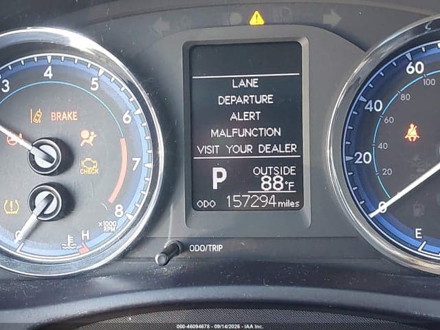 2018 TOYOTA COROLLA LE 15