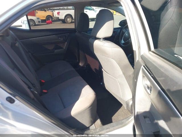 2018 TOYOTA COROLLA LE 8