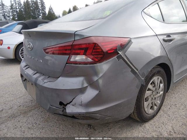 2019 HYUNDAI ELANTRA SE 19