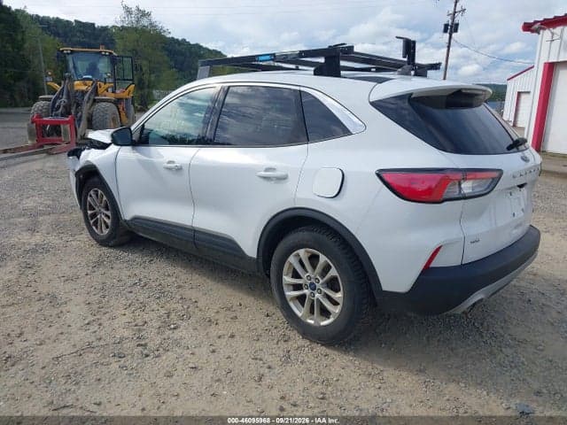 2020 FORD ESCAPE SE 3