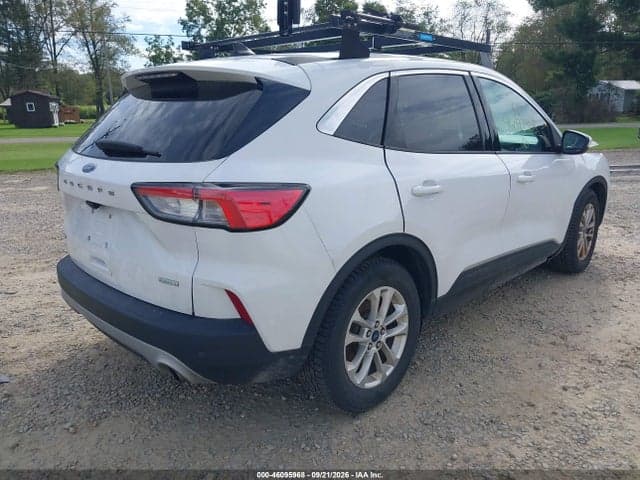 2020 FORD ESCAPE SE 4