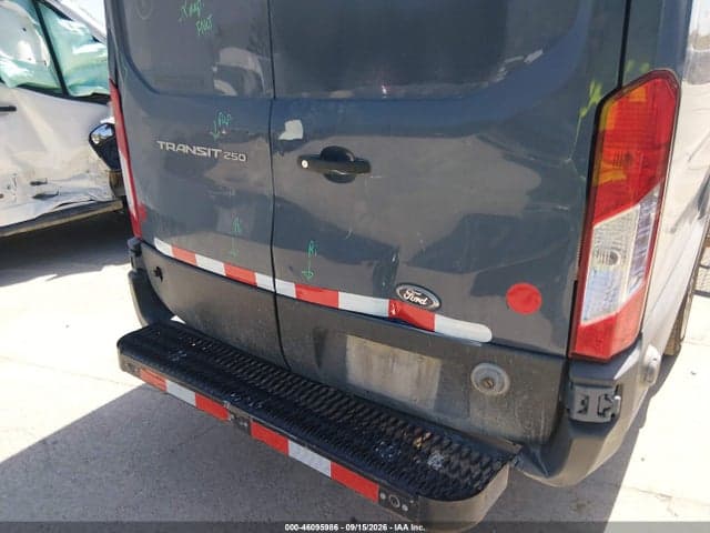 2019 FORD TRANSIT-250 6