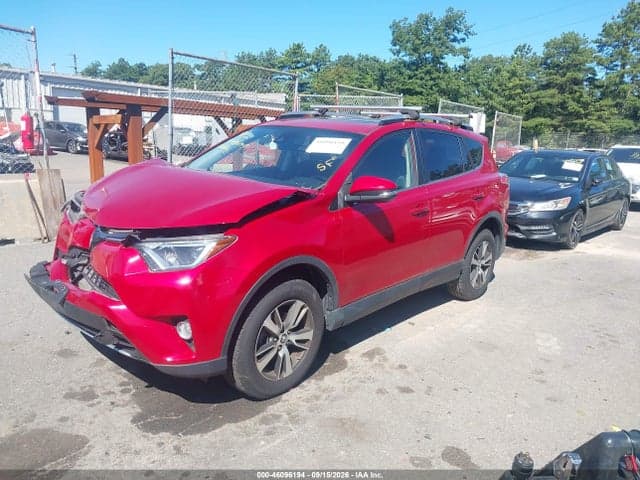 2017 TOYOTA RAV4 XLE 2