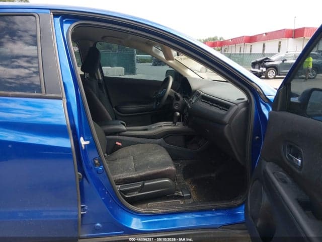 2018 HONDA HR-V LX 5