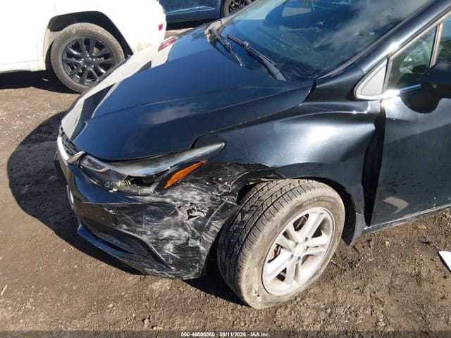 2017 CHEVROLET CRUZE LT AUTO 6
