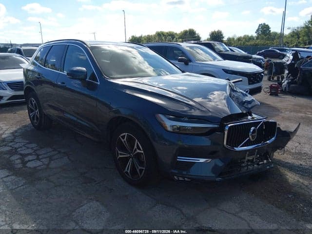 2022 VOLVO XC60 B5 MOMENTUM