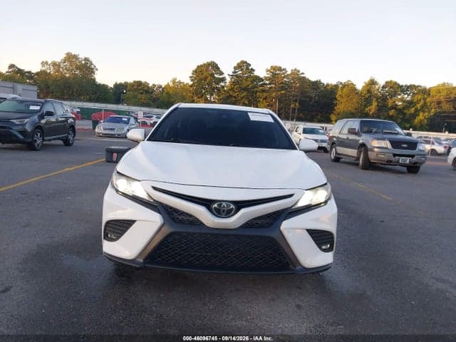 2019 TOYOTA CAMRY SE 6