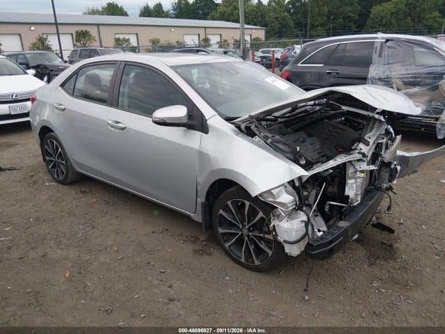 2018 TOYOTA COROLLA SE 1