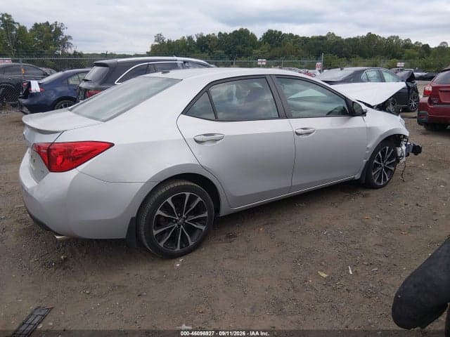 2018 TOYOTA COROLLA SE 4