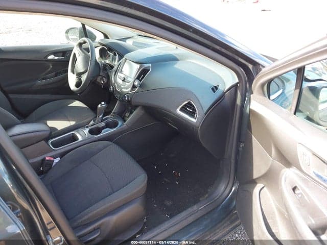 2017 CHEVROLET CRUZE LT AUTO 5