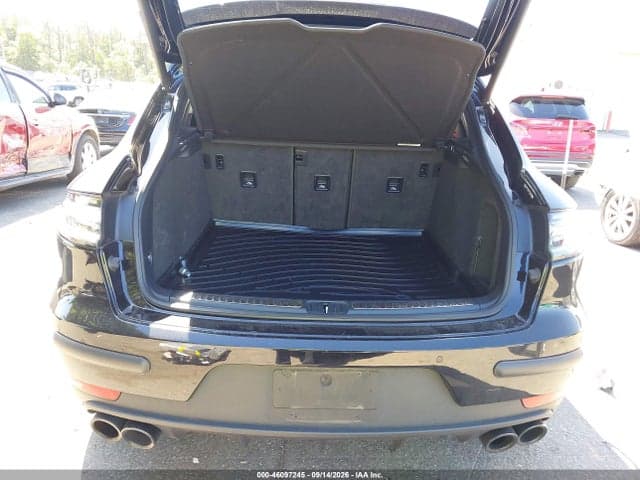 2021 PORSCHE MACAN S 19