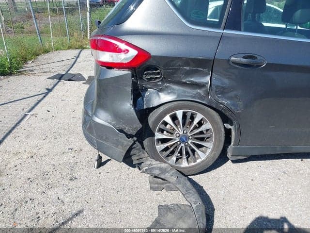 2017 FORD C-MAX HYBRID TITANIUM 6