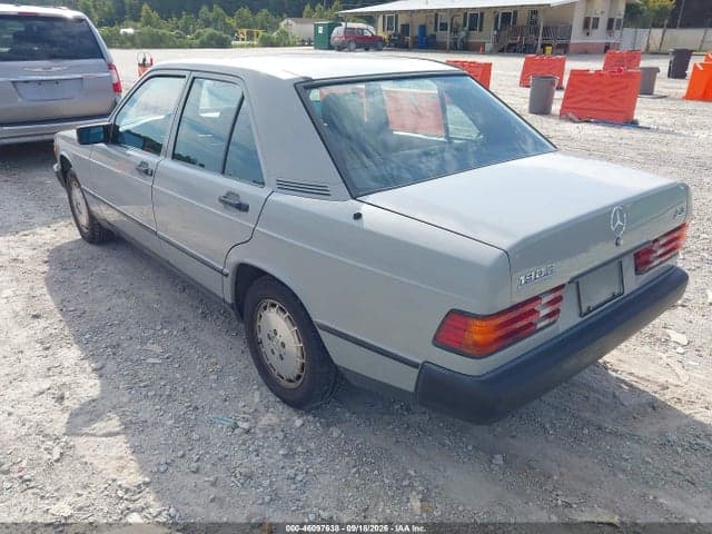 1984 MERCEDES-BENZ 190 E 2.3 3
