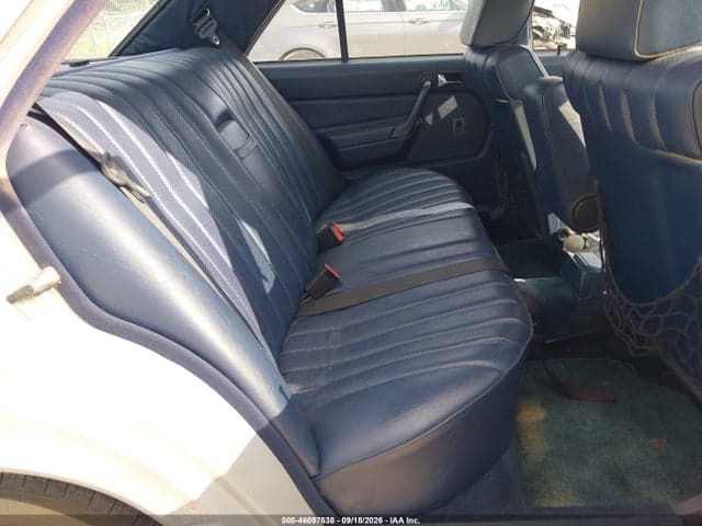 1984 MERCEDES-BENZ 190 E 2.3 8