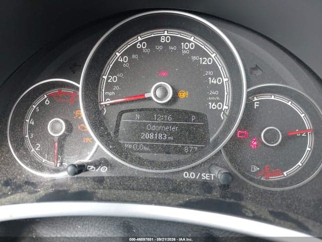 2018 VOLKSWAGEN BEETLE 2.0T SE 7