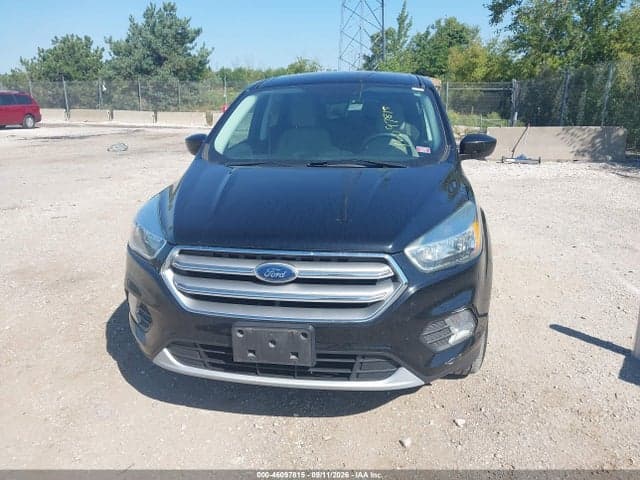 2017 FORD ESCAPE SE 6