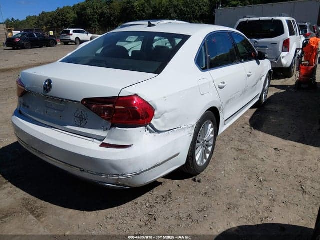 2017 VOLKSWAGEN PASSAT 1.8T SE 4