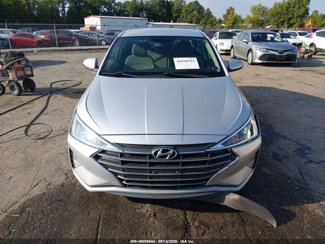 2019 HYUNDAI ELANTRA SE 12