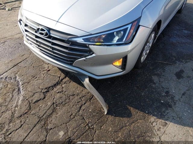 2019 HYUNDAI ELANTRA SE 6
