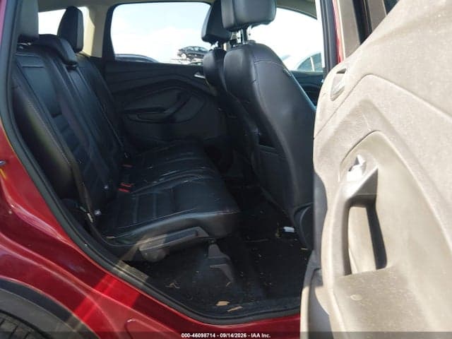 2017 FORD ESCAPE TITANIUM 8