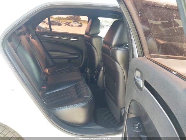 2020 CHRYSLER 300 300S 8