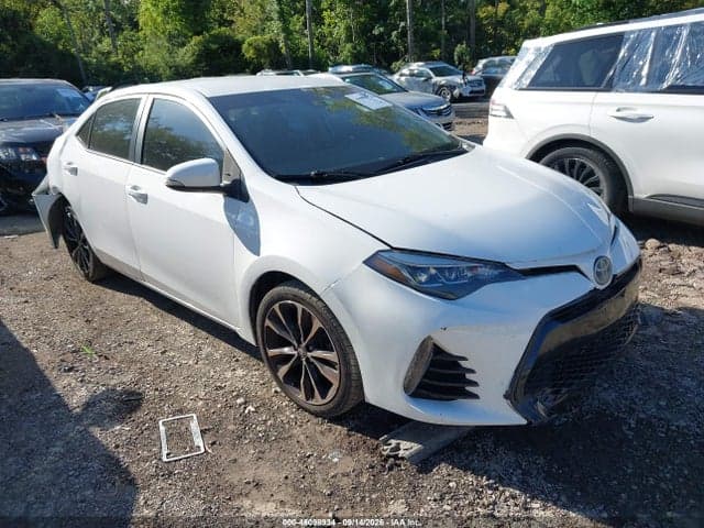 2017 TOYOTA COROLLA SE 1
