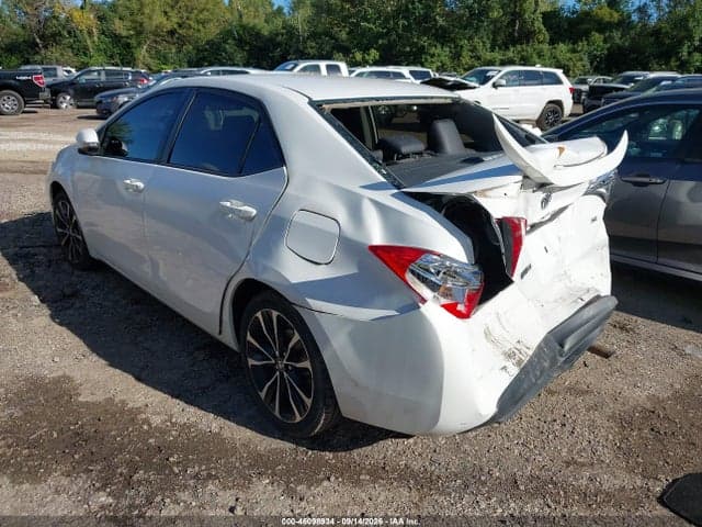 2017 TOYOTA COROLLA SE 3
