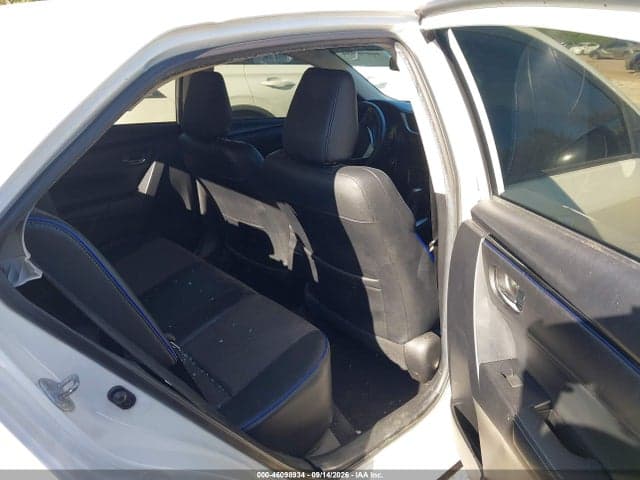 2017 TOYOTA COROLLA SE 8