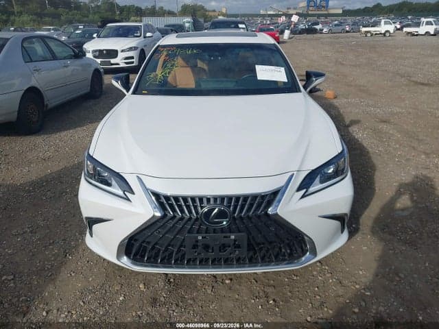 2023 LEXUS ES 300H 12