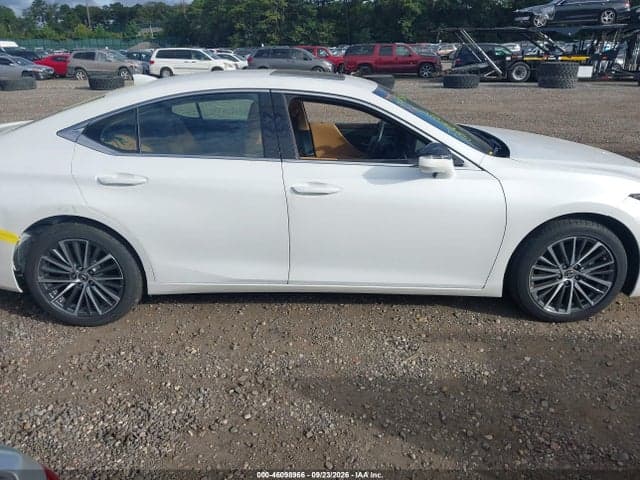 2023 LEXUS ES 300H 13