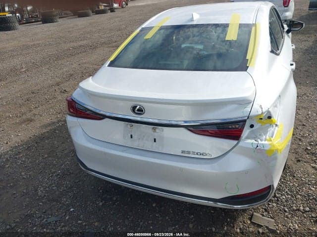 2023 LEXUS ES 300H 16