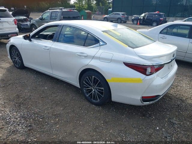 2023 LEXUS ES 300H 3