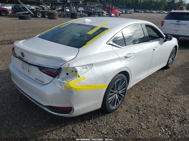 2023 LEXUS ES 300H 4