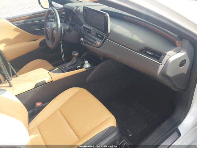 2023 LEXUS ES 300H 5