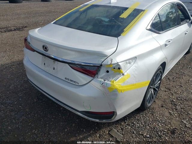 2023 LEXUS ES 300H 6
