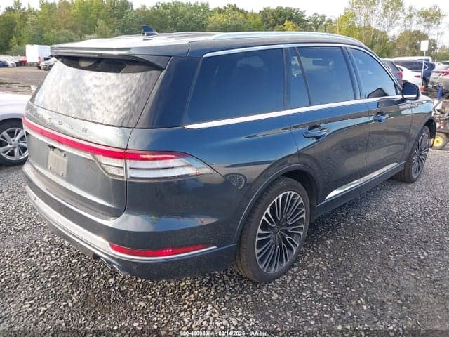 2021 LINCOLN AVIATOR BLACK LABEL 4