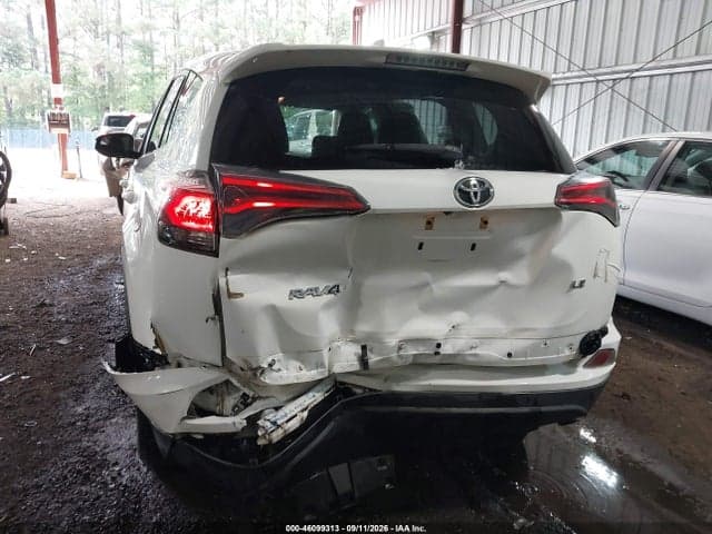 2018 TOYOTA RAV4 LE 6