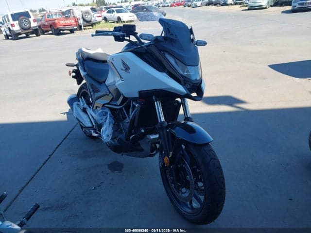 2026 HONDA NC750 XD 1