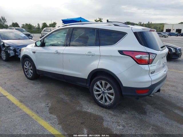 2017 FORD ESCAPE TITANIUM 3