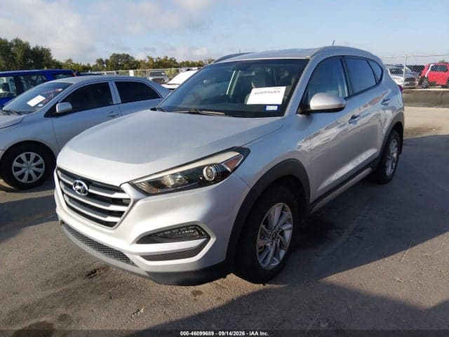 2017 HYUNDAI TUCSON SE 2