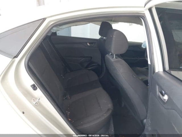 2019 HYUNDAI ACCENT SE 8