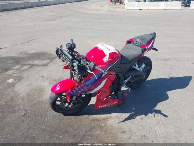 2025 HONDA CBR500 RA 2