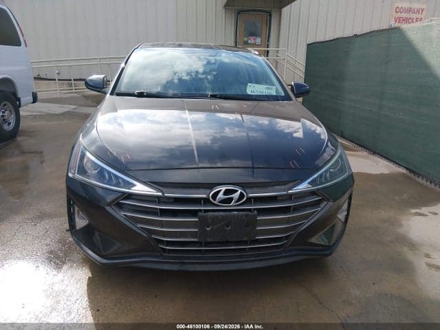 2020 HYUNDAI ELANTRA SE 14