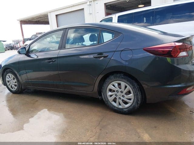 2020 HYUNDAI ELANTRA SE 16