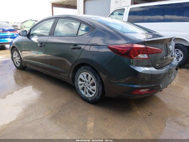 2020 HYUNDAI ELANTRA SE 3