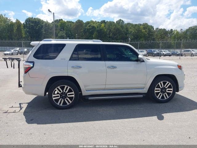 2017 TOYOTA 4RUNNER LIMITED 6