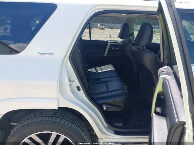 2017 TOYOTA 4RUNNER LIMITED 8