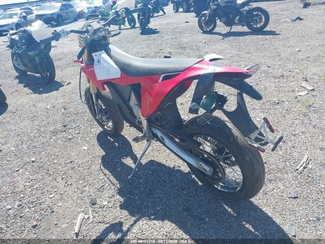 2025 STARK FUTURE ENDURO 3