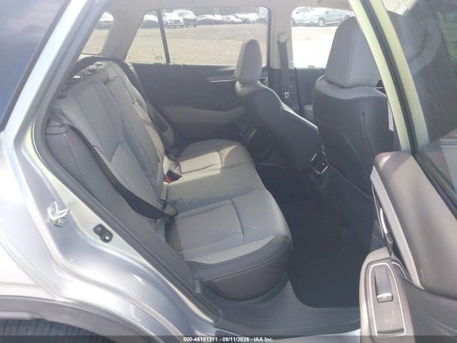 2021 SUBARU OUTBACK LIMITED 8