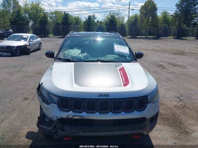 2025 JEEP COMPASS TRAILHAWK 4X4 13